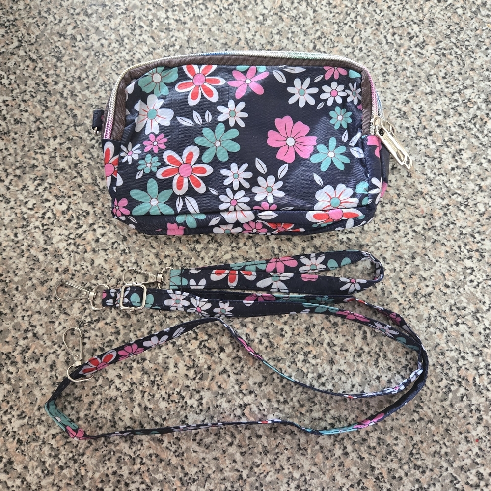 🍒🍒 (Bundle Only) Dark Blue Floral Women's Versatile Bag